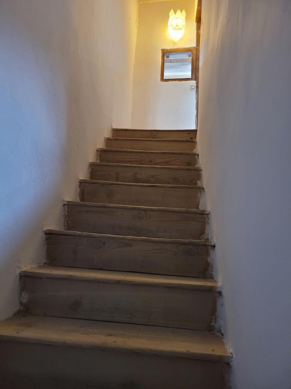 Duplex Independiente Con Patio Y Piscina La Nueva Candeleda Eksteriør bilde