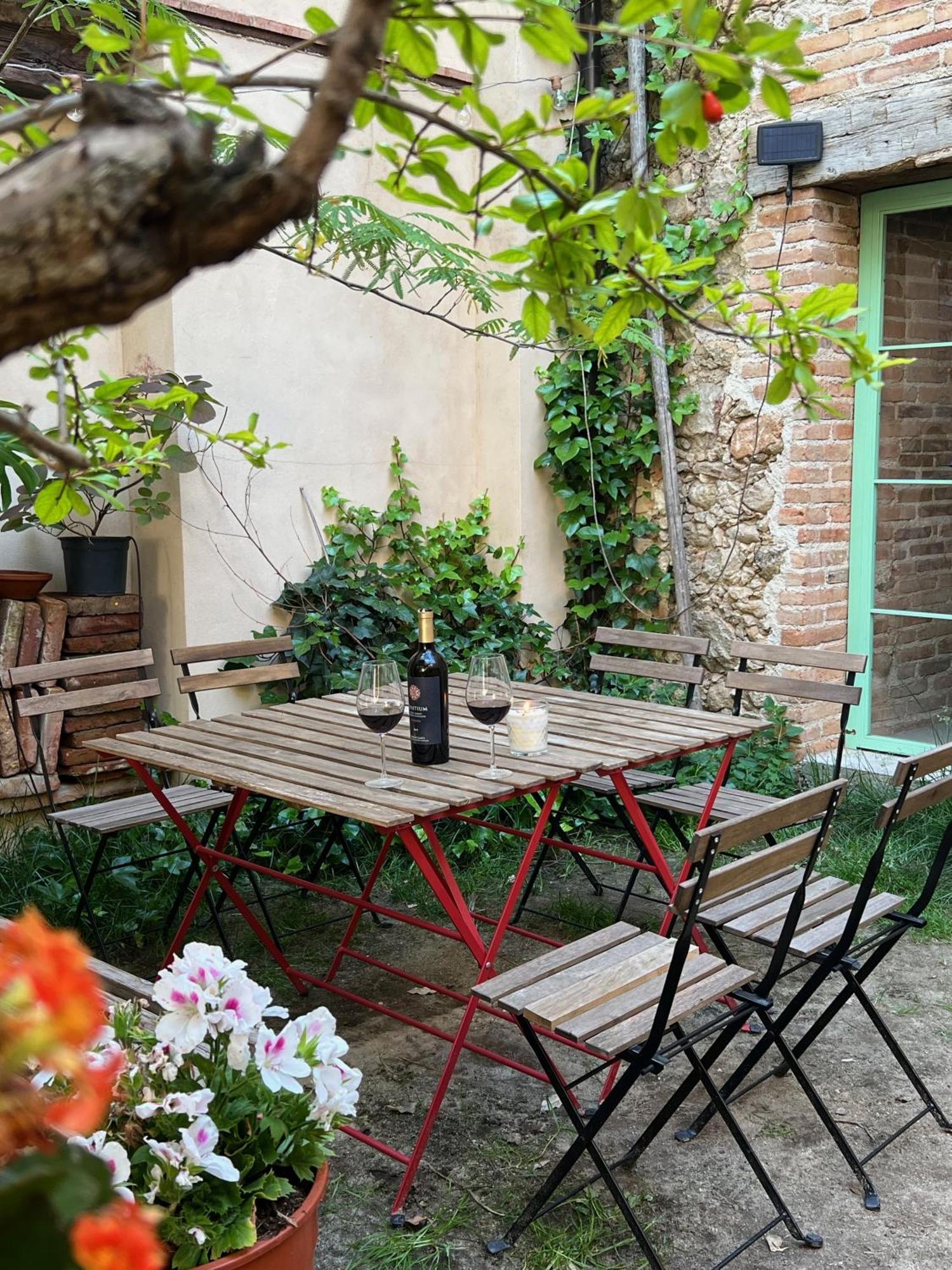 Duplex Independiente Con Patio Y Piscina La Nueva Candeleda Eksteriør bilde